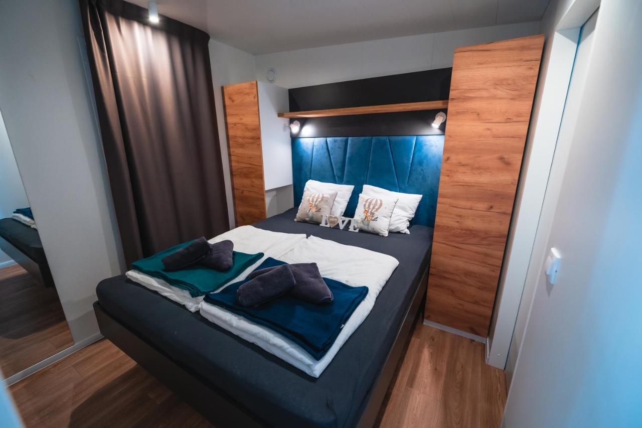 Mobile Homes Sea Princess Biograd Na Moru Eksteriør bilde