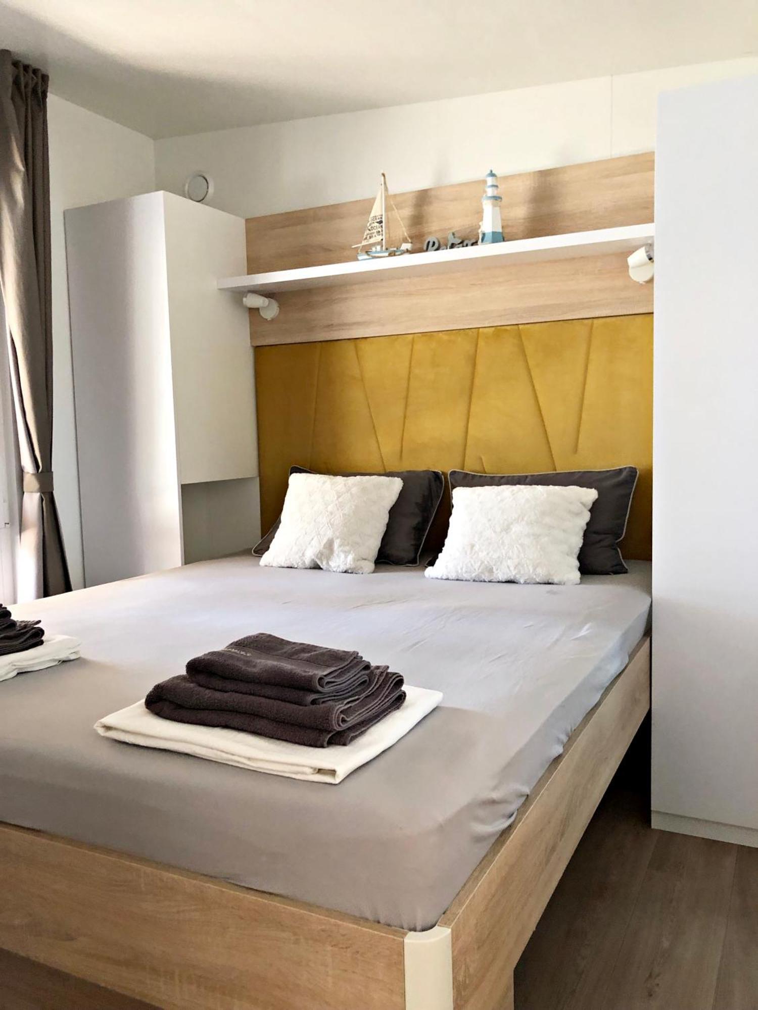 Mobile Homes Sea Princess Biograd Na Moru Eksteriør bilde